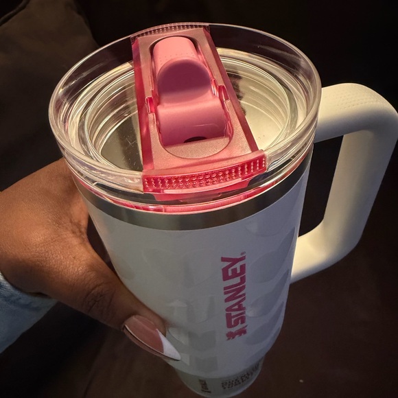 Stanley Pink Logo White Tumbler with Hearts - Picture 4 of 5